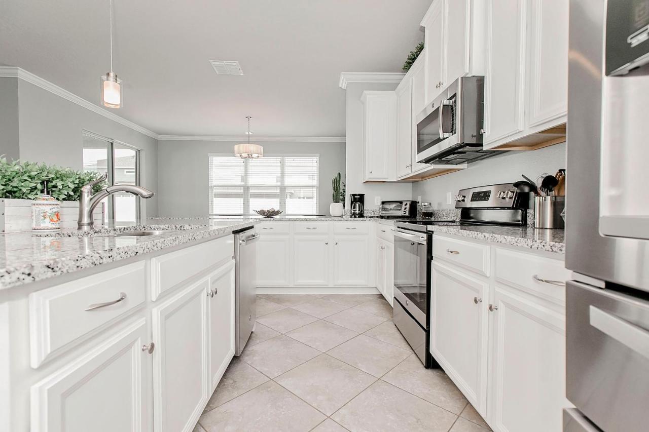 Spacious 4 Bed Home Near Orlando Gated Pool Access Сенфорд Екстер'єр фото